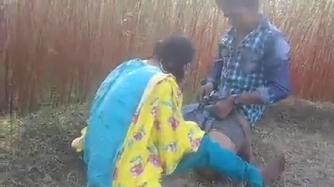 சுடிதார் போட்ட கிராமத்து கிளி பேண்ட் கழட்டி ஓல் வாங்குகிறாள்