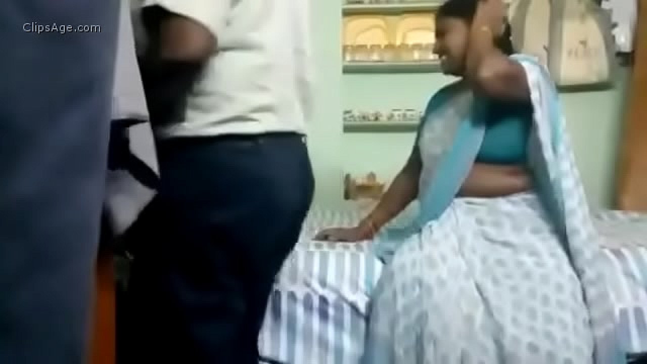 பொண்டாட்டி தோழியுடன் ரகசிய கேமரா செக்ஸ்