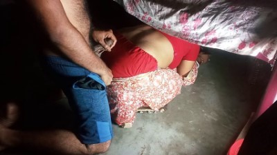 மண்டிபோட்ட அம்மா சூத்தை பார்த்து மூட்