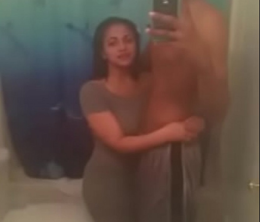 ஹோட்டல் பாத்ரூமில் நடக்கும் செல்பீ செக்ஸ்