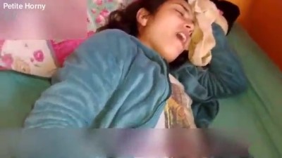 சூத்தில் குத்தியதை காமத்துடன் ரசித்த காதலி