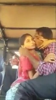 ஆட்டோ ரிக்க்ஷாவில் பப்ளிக் செக்ஸ் செய்தோம்