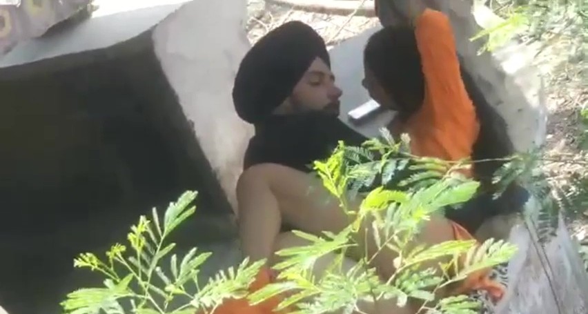 பஞ்சாப் பையன் சென்னை பெண்ணை ஓக்கிறான்